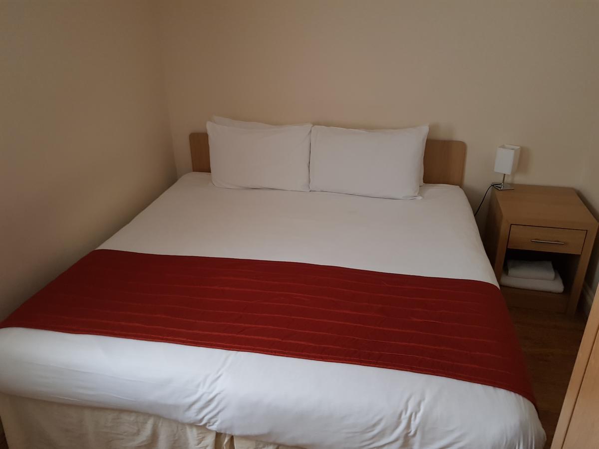 Forest View Hotel Londra Esterno foto