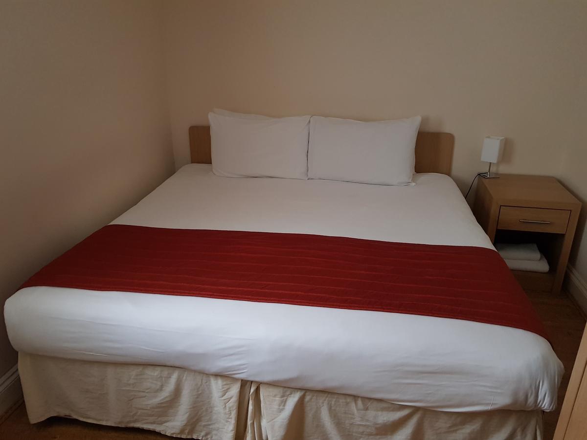 Forest View Hotel Londra Esterno foto
