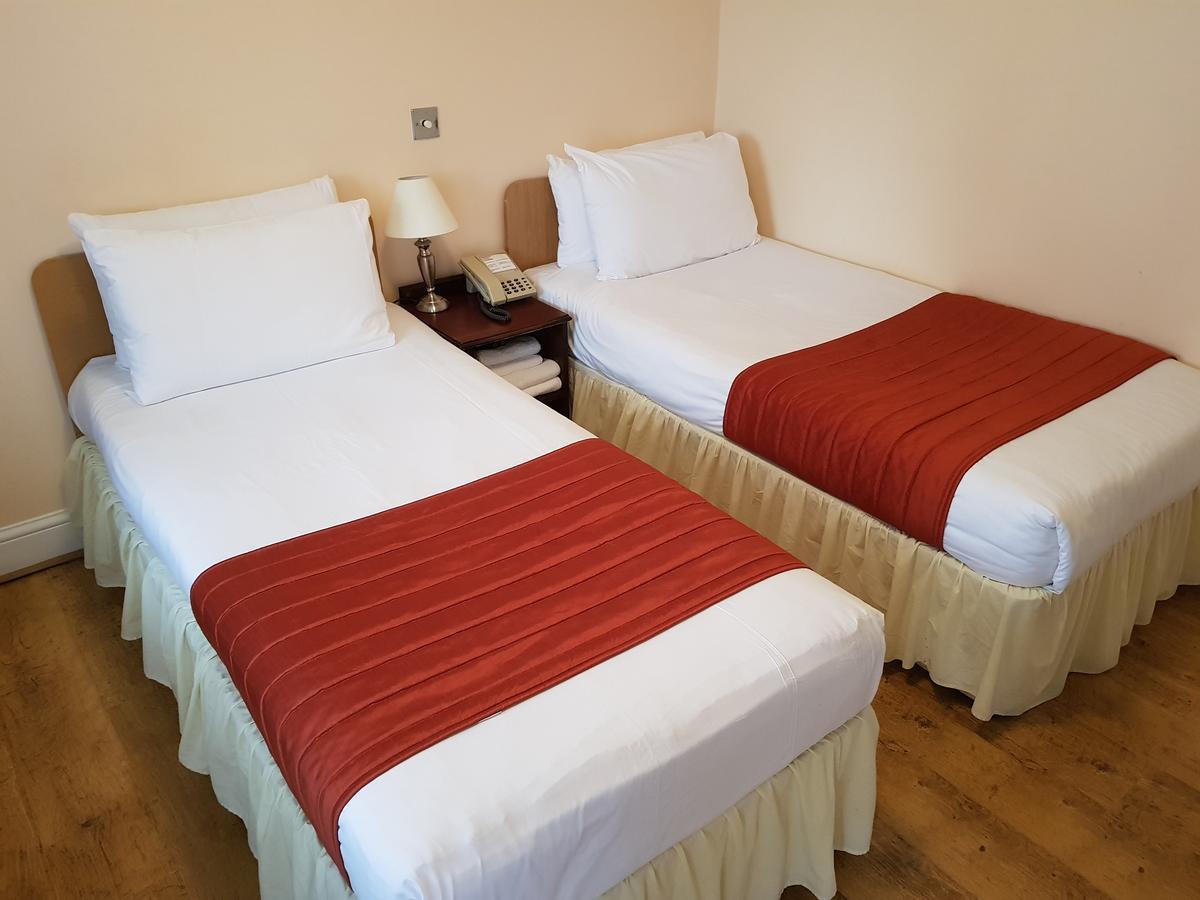 Forest View Hotel Londra Esterno foto